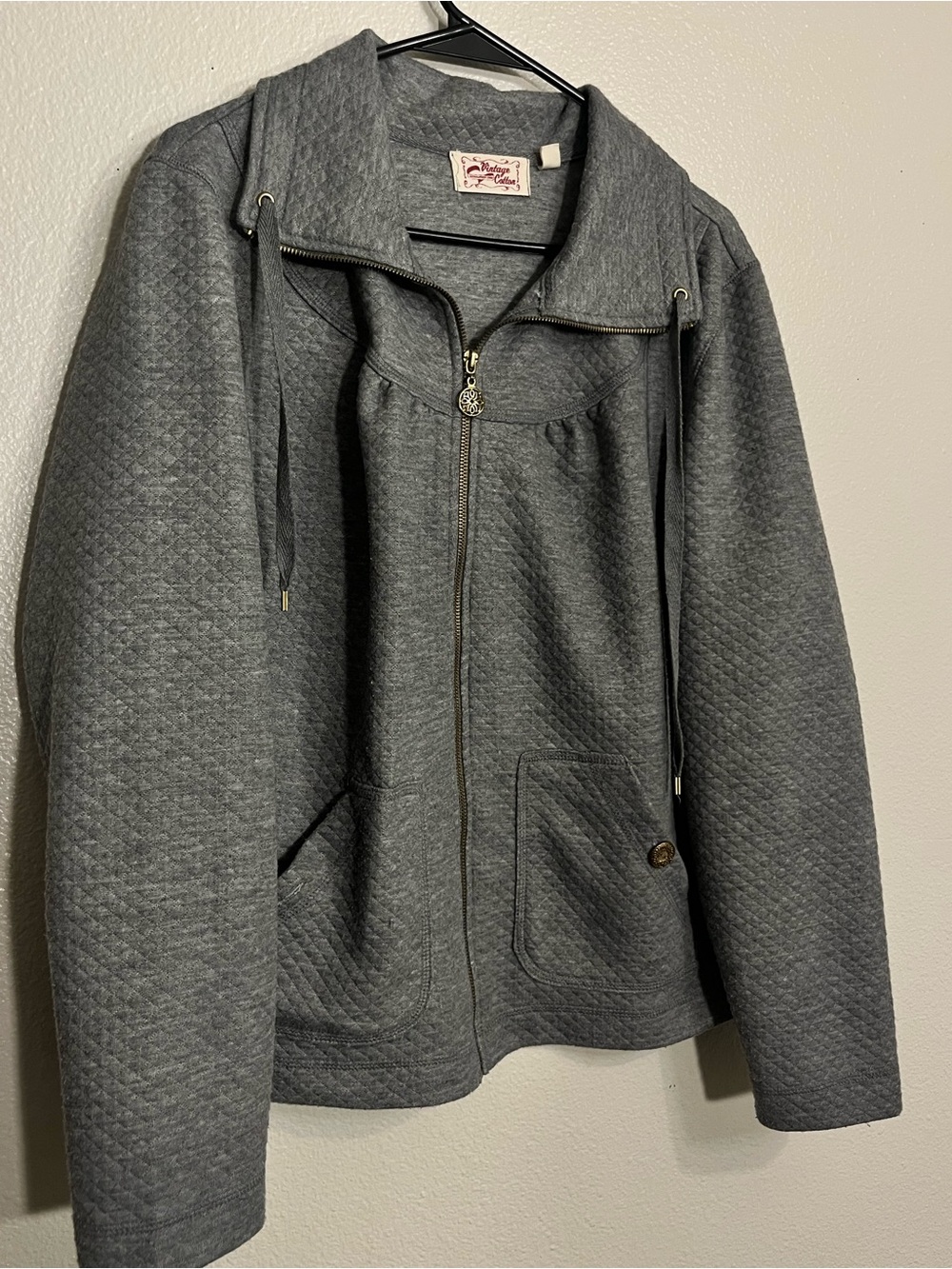 American Vintage Quilted Bomber Jacket in Gray
